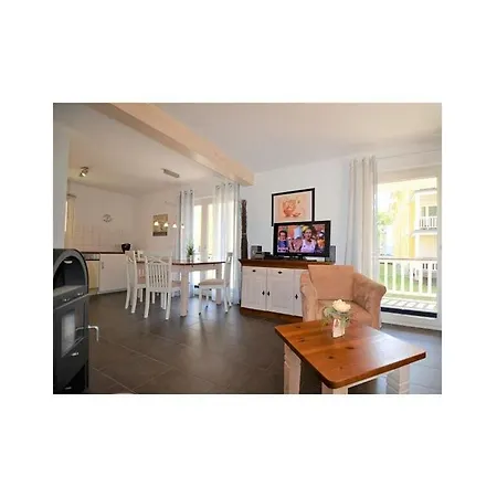 Strandpark 6 0s Comfortable Holiday Hébergement de vacances *